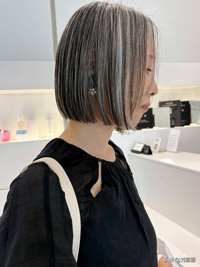 型界的“百搭王者”——波波头AG真人国际别找了！这就是发(图6)