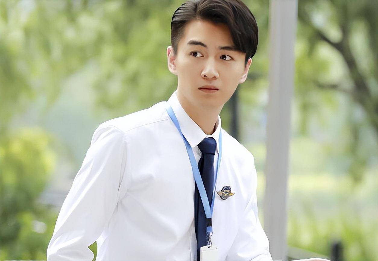 儿子的态度陈晓悬着的心终于放下了AG真人离婚半年后看到陈妍希对(图11)
