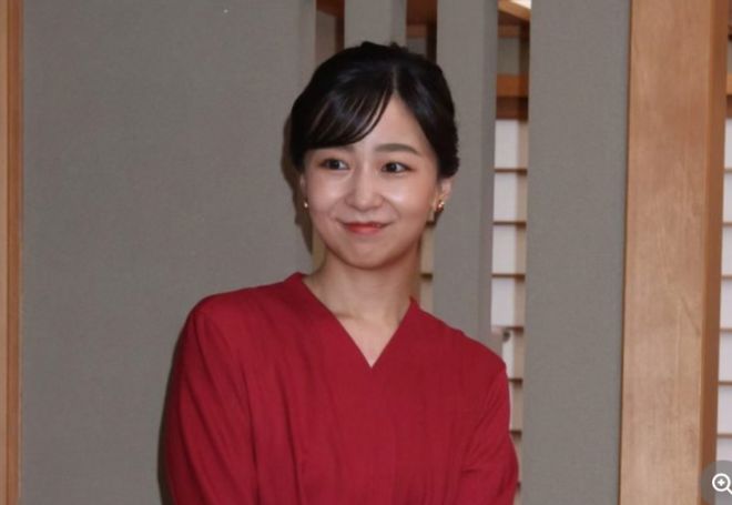 内衣遭批过于暴露日网友炸锅了：有辱国格！AG真人游戏地址日本佳子公主被曝当众不穿(图6)