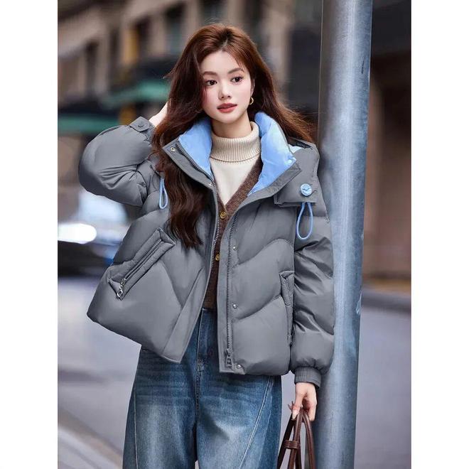 +毛衣+牛仔裤保暖又时尚！AG真人直营冬季必备羽绒服