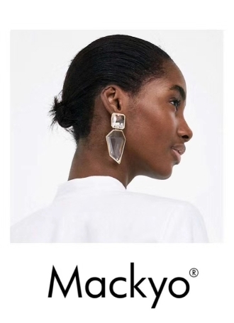 佛ON PEDDER上海恒隆广场买手店A